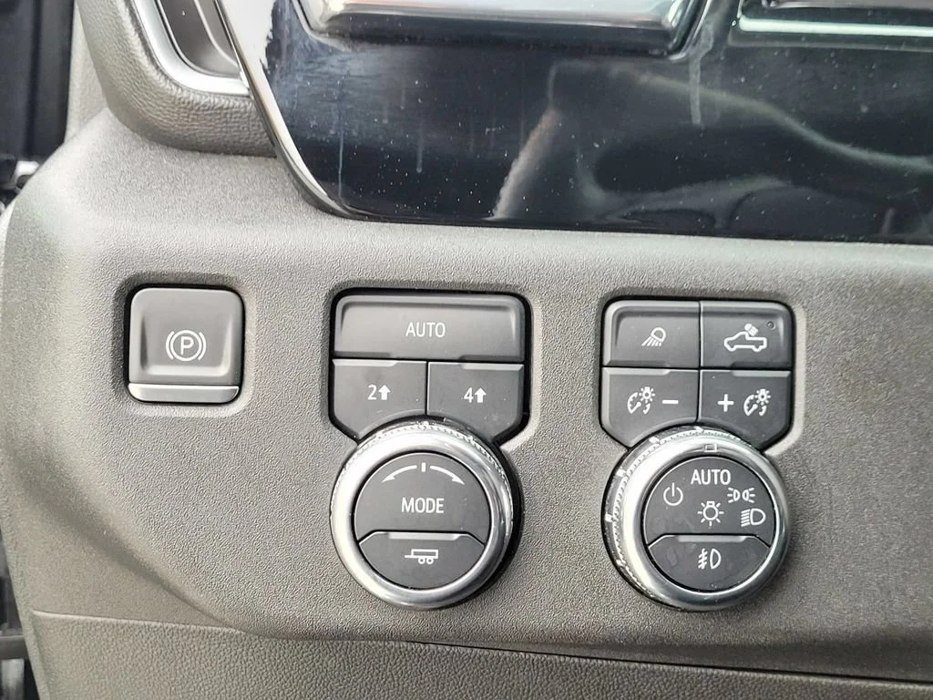 2024 GMC Sierra 1500 SLT - Photo 28