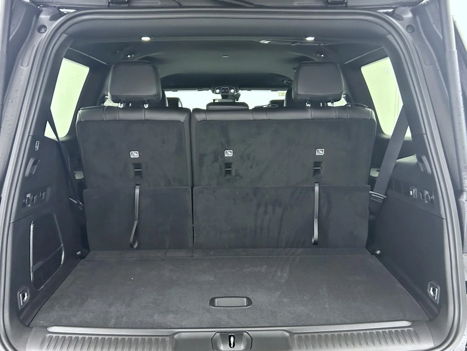 New 2026 Black Jeep  image 24