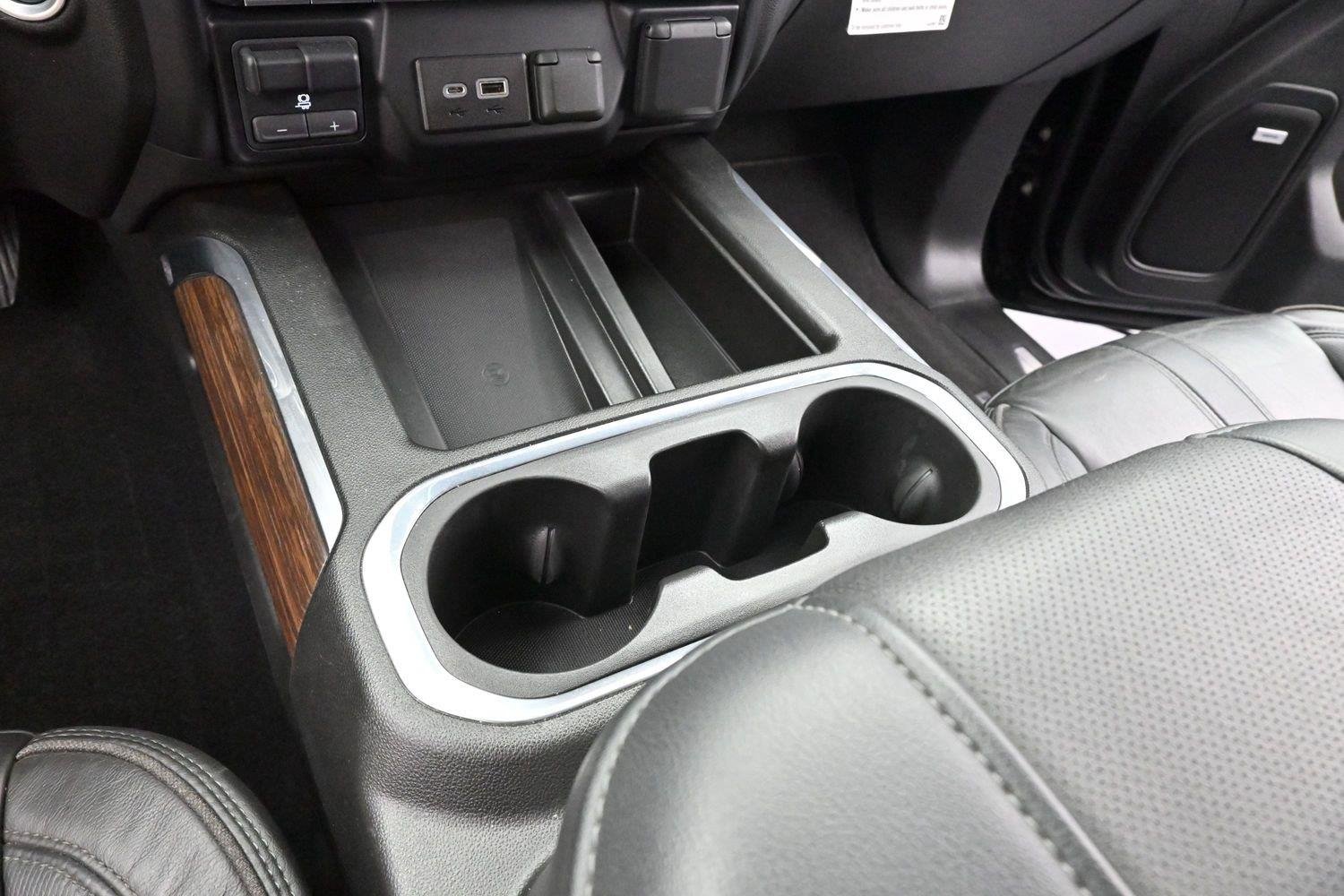 Used 2023 BLACK Chevrolet High Country image 18