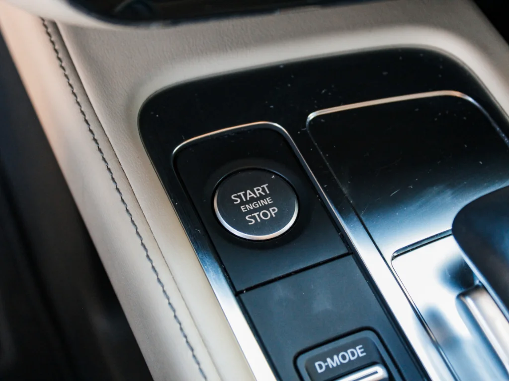 Used 2023 Moonbow Blue INFINITI SENSORY image 22