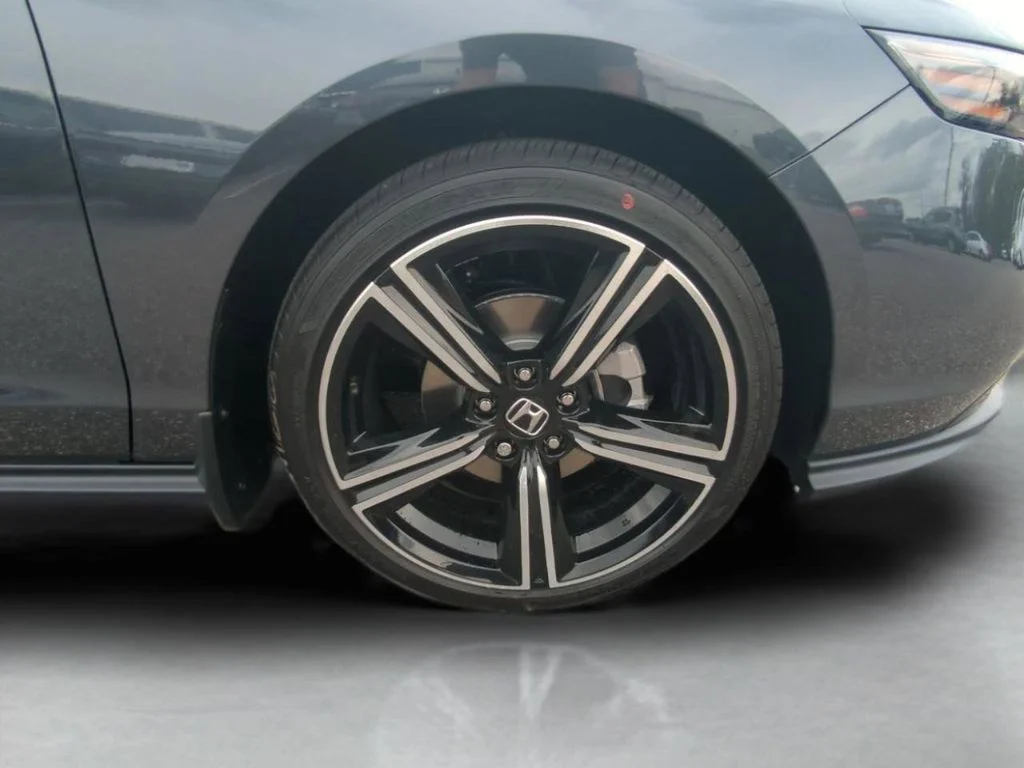 New 2026 Meteorite Gray Metallic Honda SE image 29