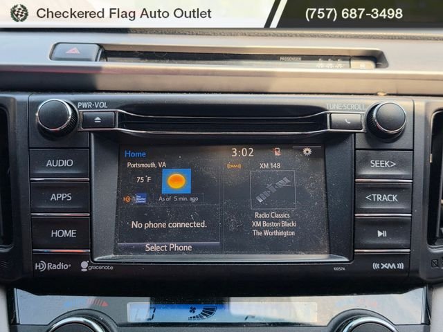 Used 2018 Magnetic Gray Metallic Toyota XLE image 17