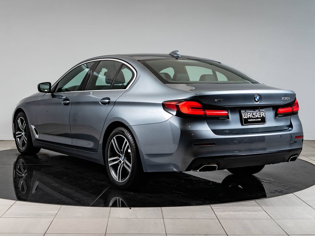 Used 2022 Bluestone Metallic BMW 530i xDrive image 6