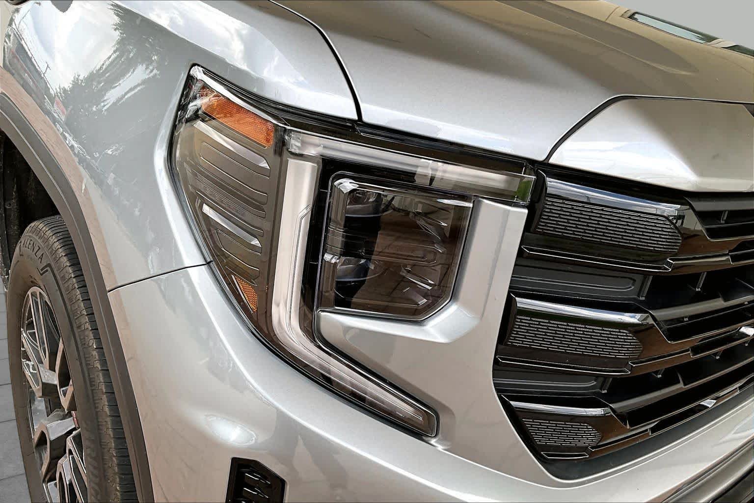 Used 2026 Sterling Metallic GMC Elevation image 26