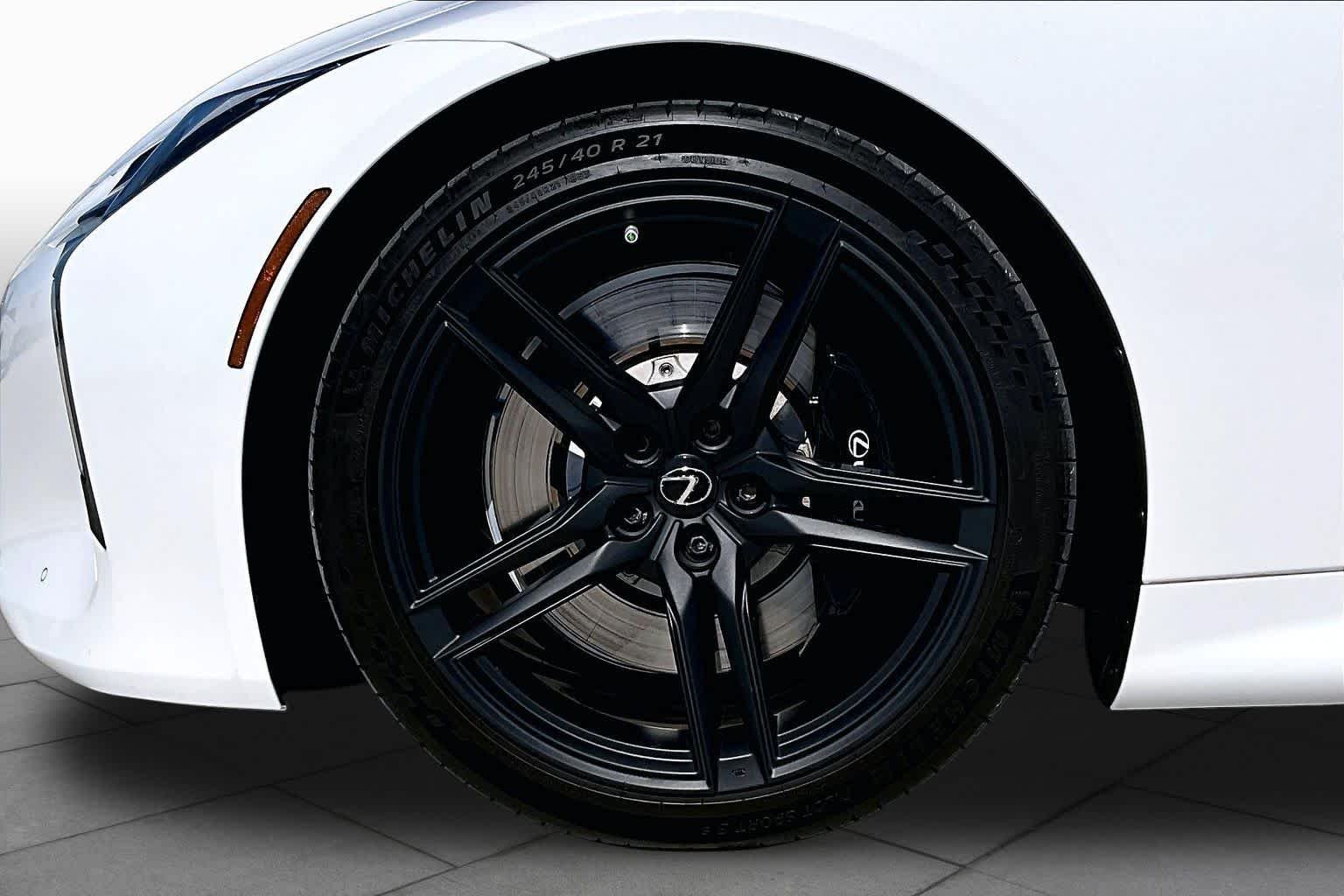 Used 2024 Ultra White Lexus  image 11