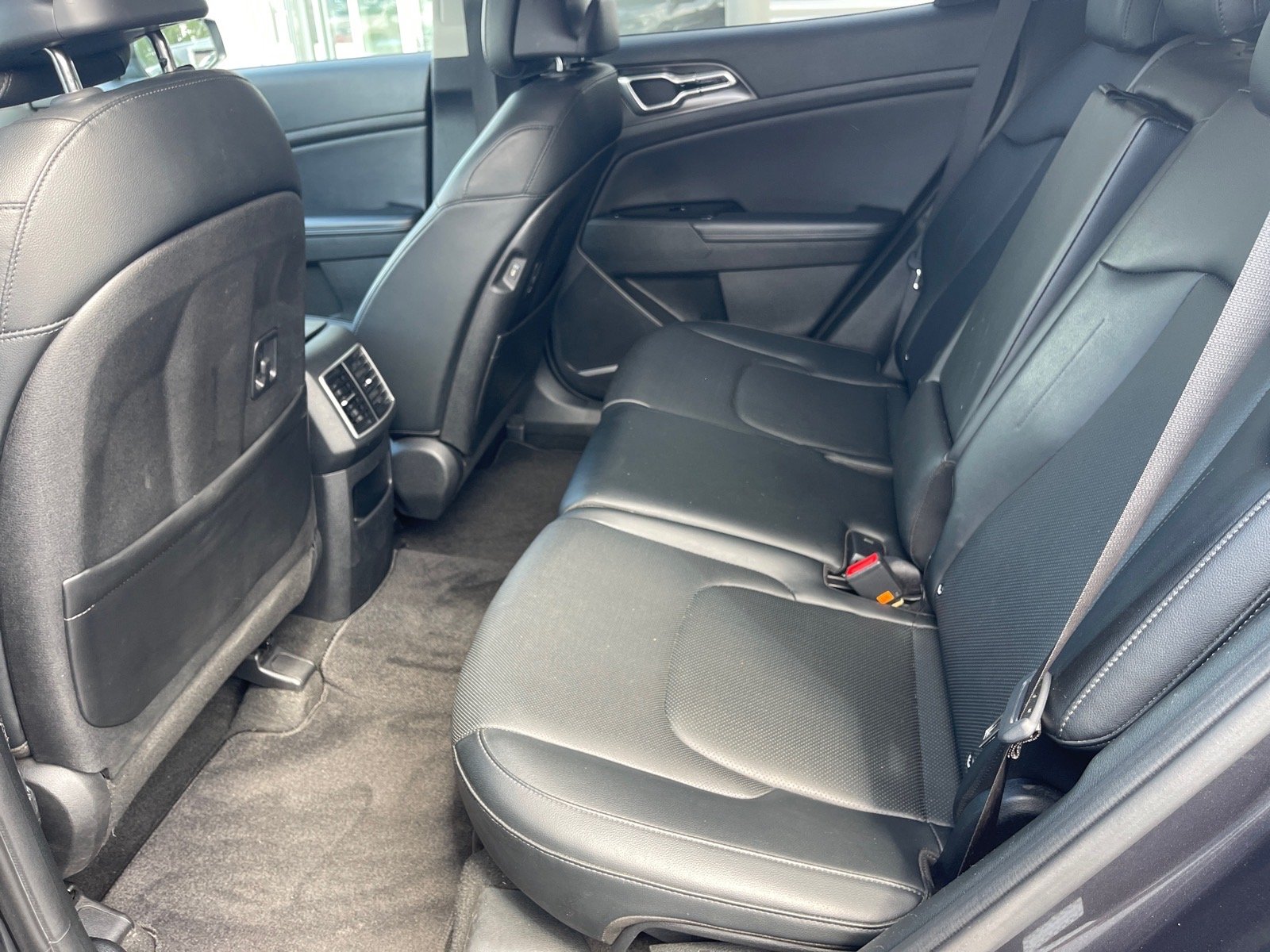 Used 2023 Gravity Gray Kdg Kia EX image 11
