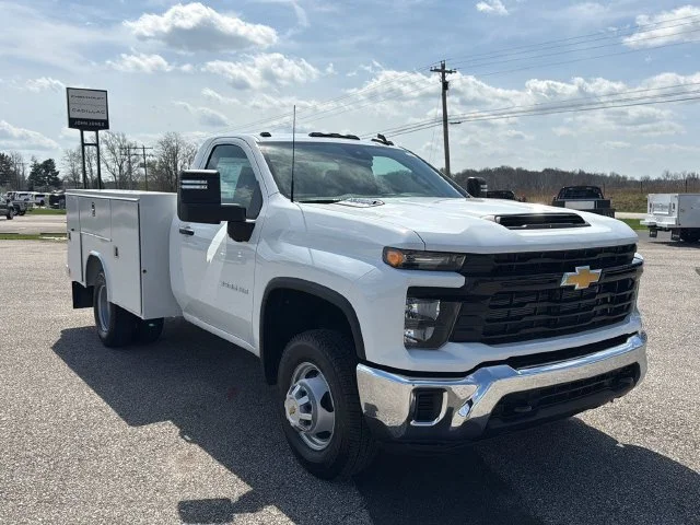 New 2026 Summit White Chevrolet Work Truck image 3