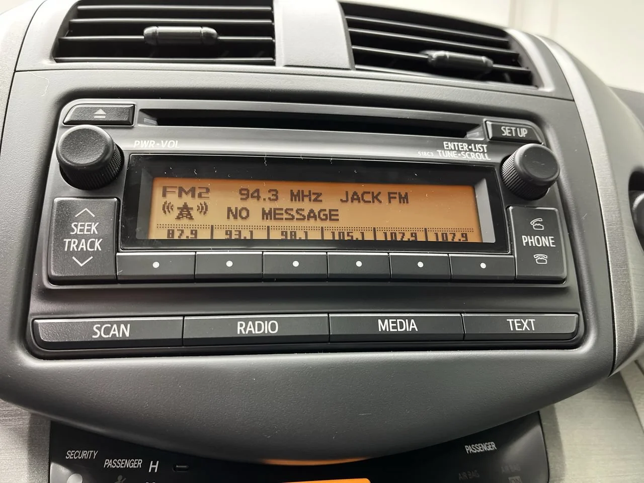 Used 2012  Toyota  image 15