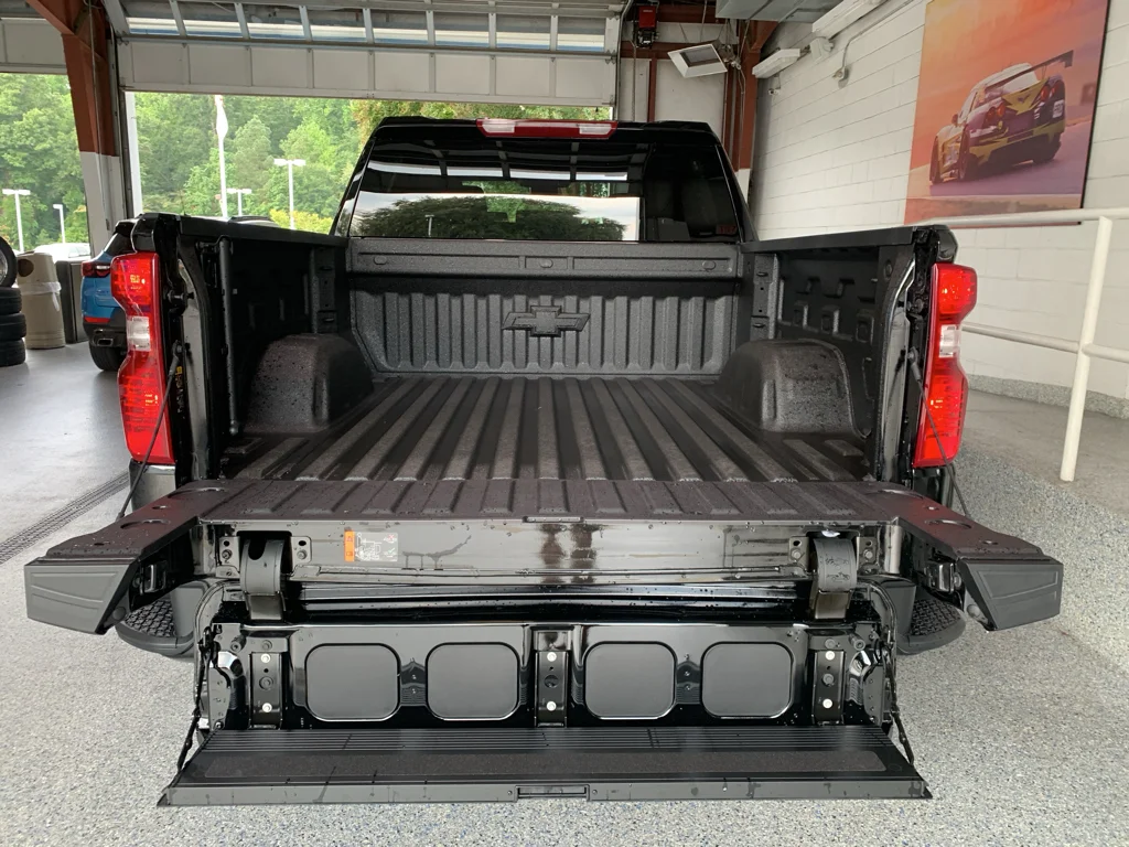 2026 Chevrolet Silverado 1500 Custom Trail Boss - Photo 10