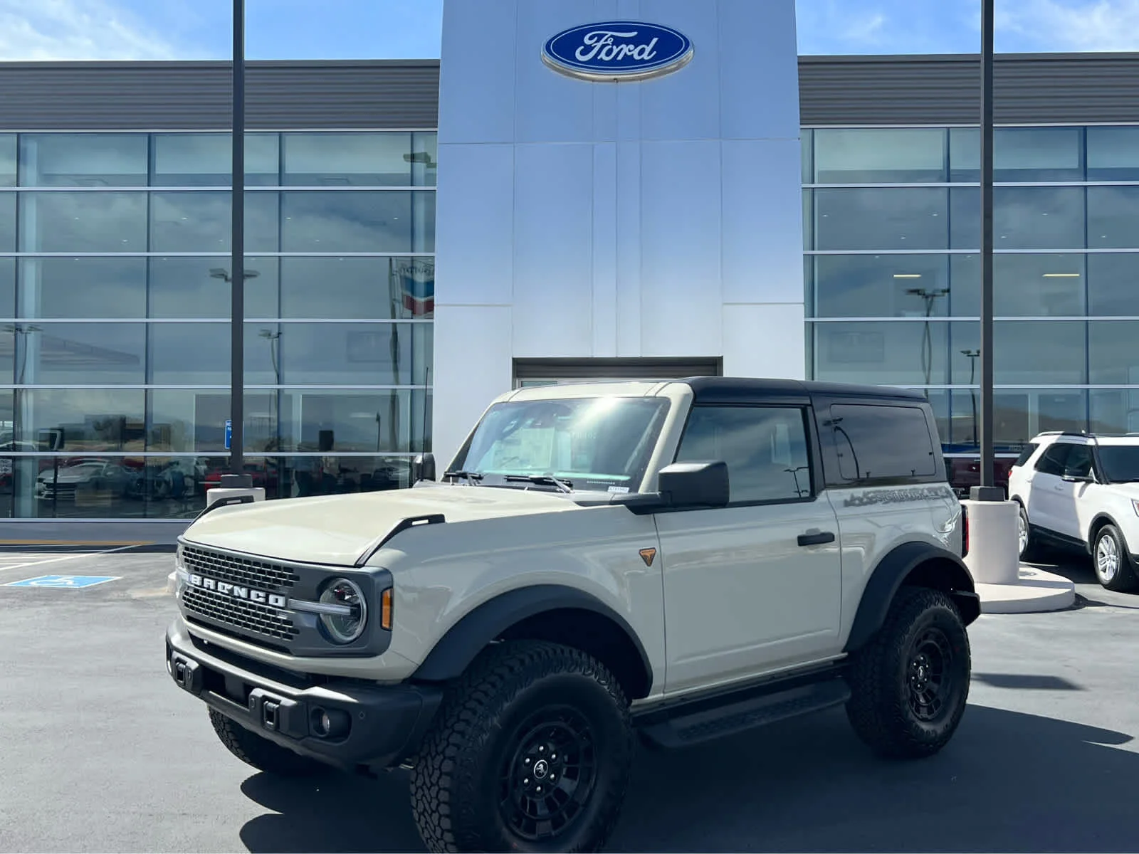 2026 Ford Bronco Badlands 4x4's photo