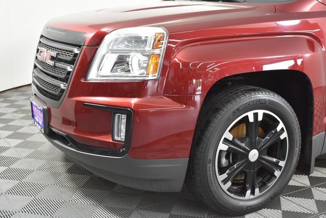 Used 2017 Red GMC SLE-2 image 2