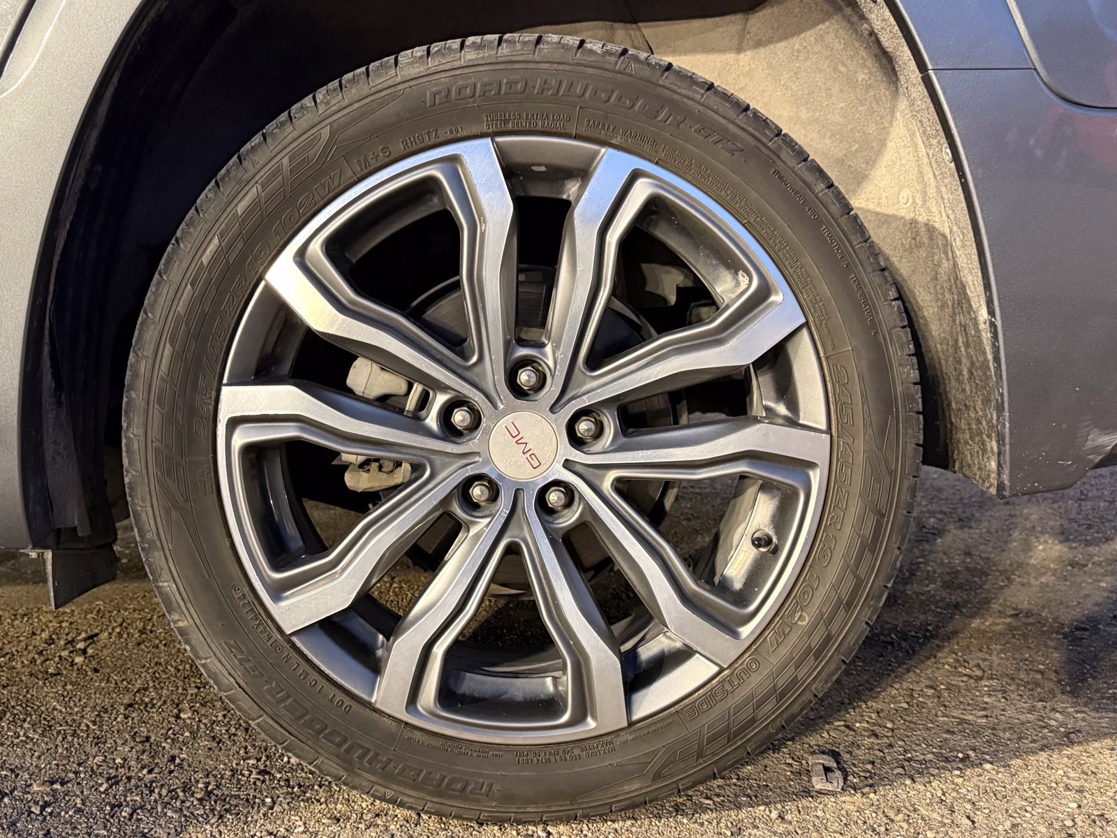 Used 2018 Gray GMC Denali image 15