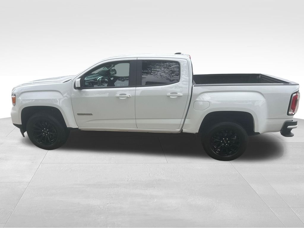 Used 2022 White GMC Elevation image 5