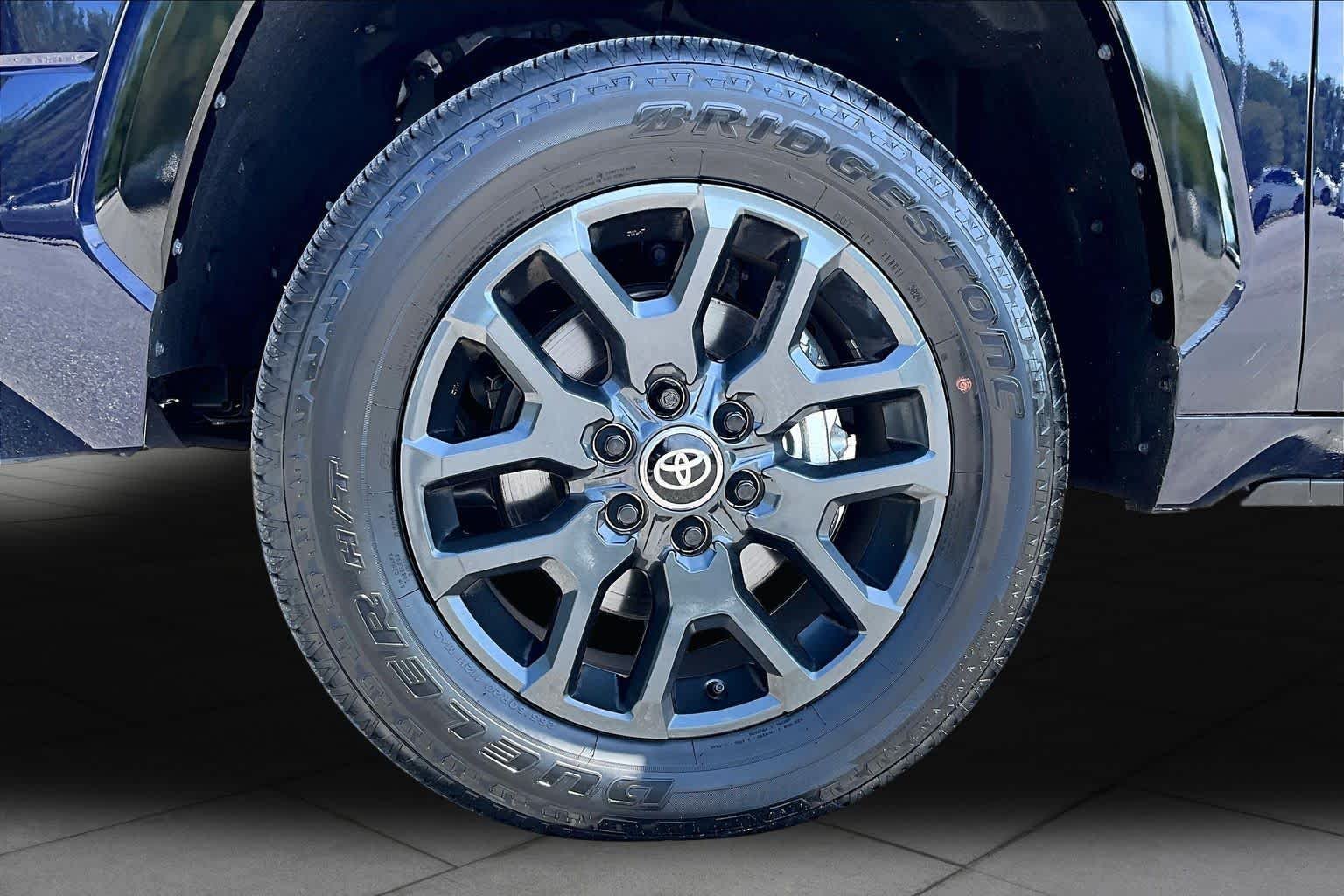 Certified Used 2025 Blueprint Toyota Platinum image 11