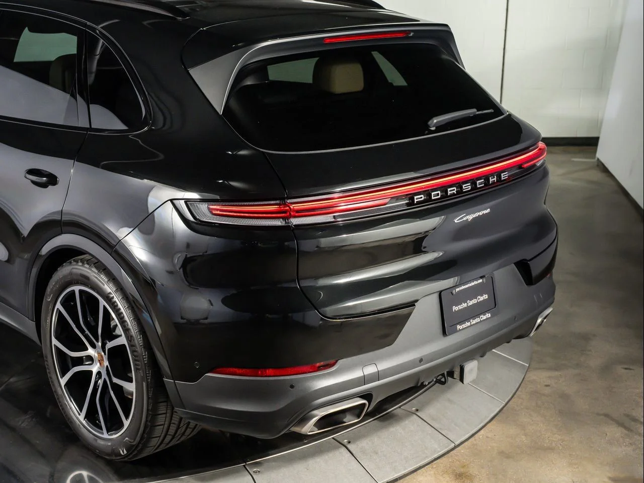 Used 2025 Black Porsche  image 32