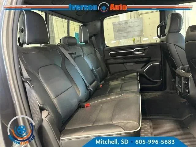 New 2026 Granite Crystal Metallic Clear-Coat Exterior Paint RAM LARAMIE image 28
