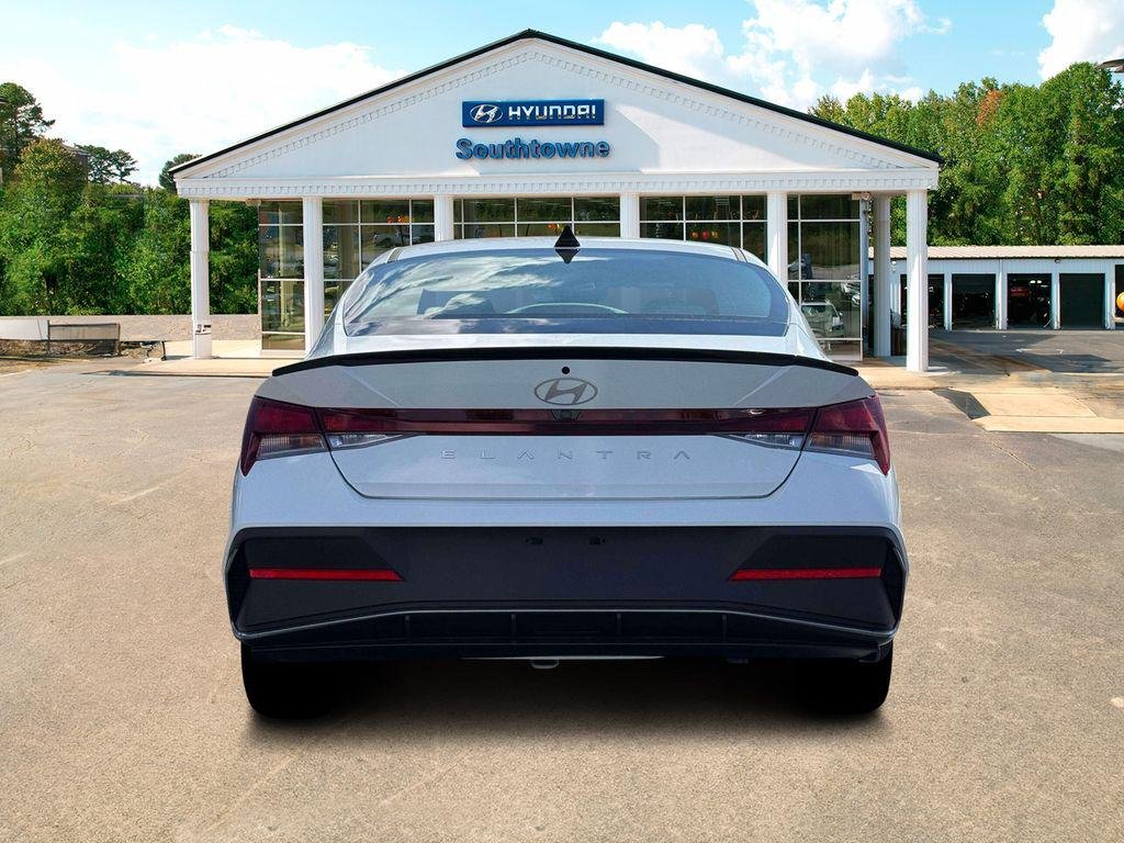 New 2026 White Hyundai SEL Sport Plus image 6