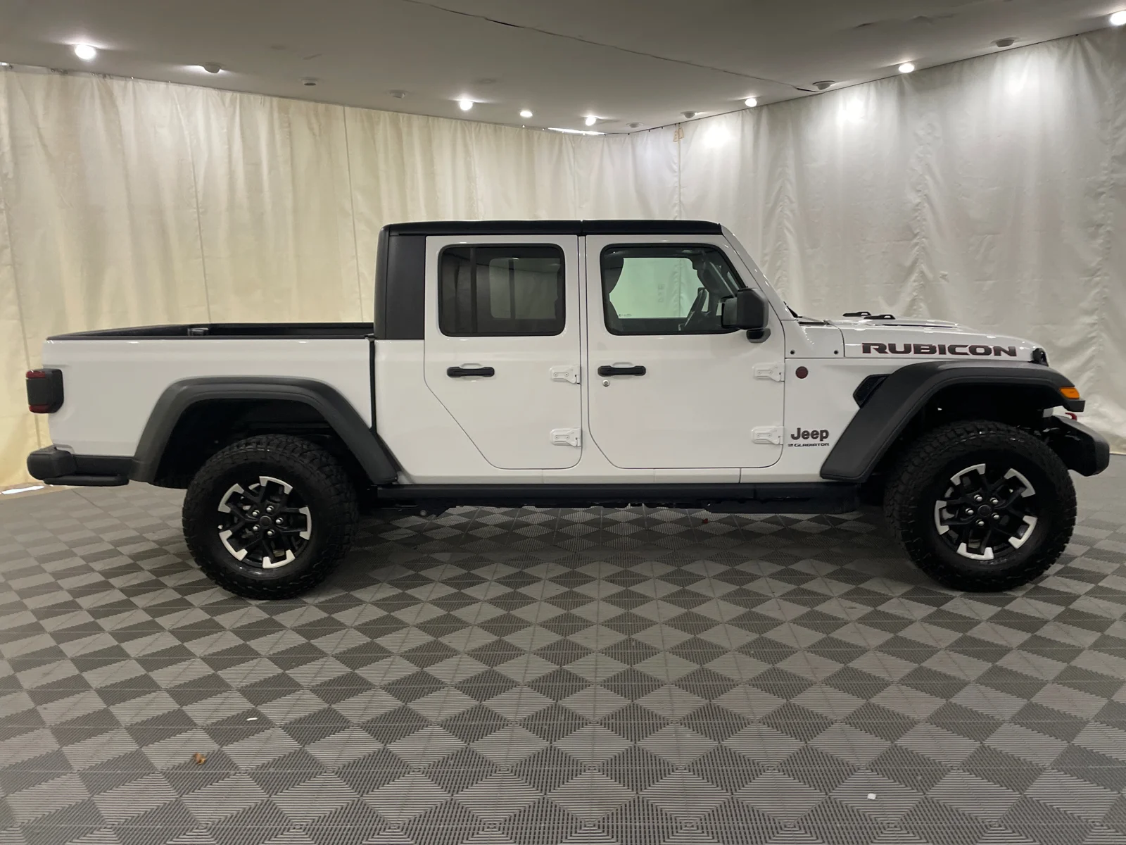 Used 2026 Bright White Clearcoat Jeep Rubicon image 4