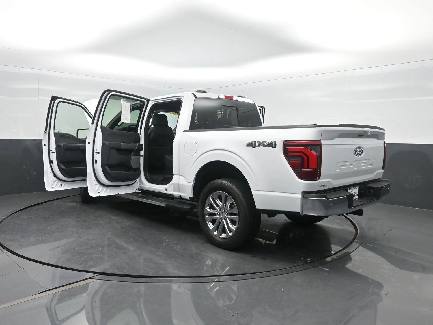 Used 2025 Oxford White Ford LARIAT image 50