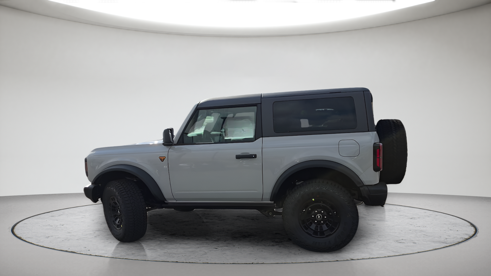 New 2026 Avalanche Gray Ford Badlands® image 10