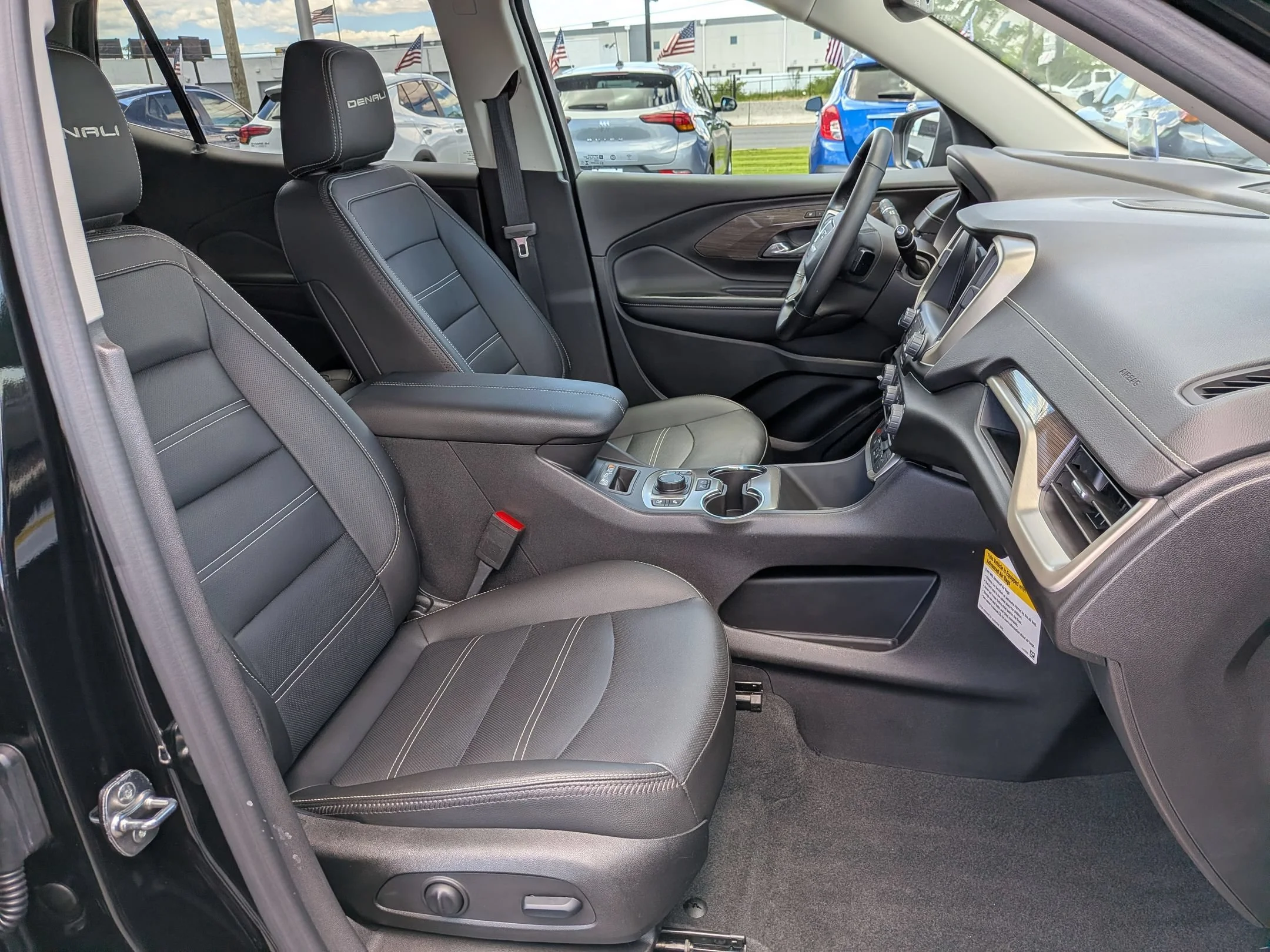 Used 2024 Ebony Twilight Metallic GMC Denali image 27