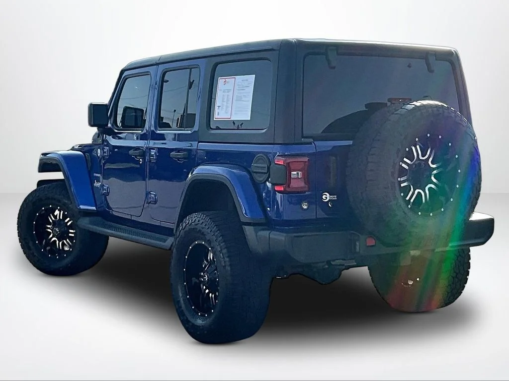 Used 2018 Blue Jeep Unlimited Sahara image 14