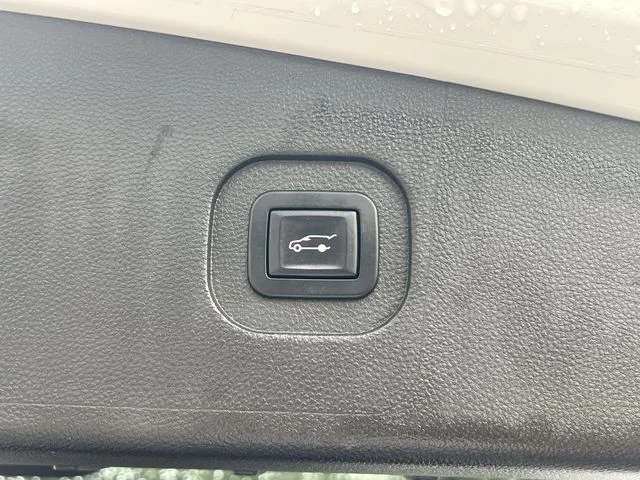 Used 2015 White GMC SLT-1 image 41