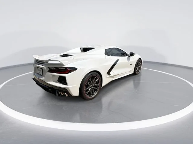 Used 2023 White Chevrolet Stingray image 8
