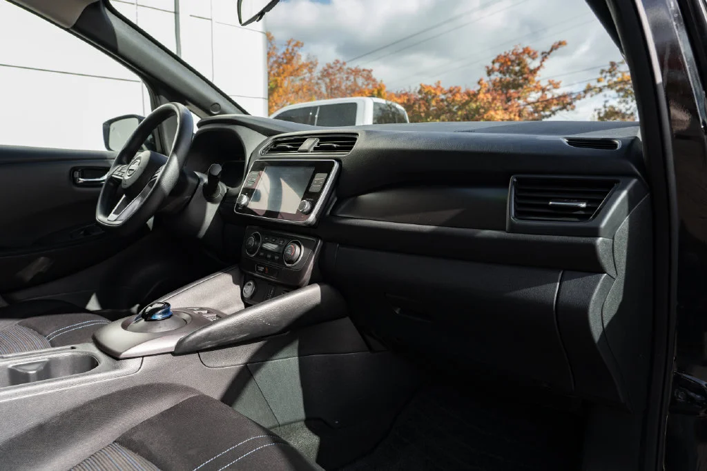 Used 2023 Black Nissan S image 26