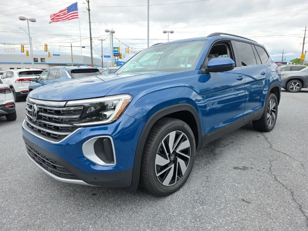 New 2026 Volkswagen Atlas 2.0T SE w/Technology 4D Sport Utility in