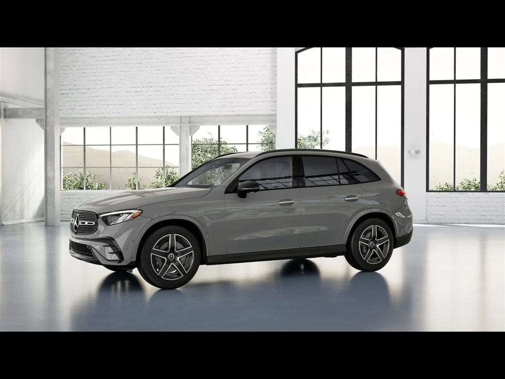 New 2026 Manufaktur Alpine Grey Mercedes-Benz GLC 300 4MATIC® image 32