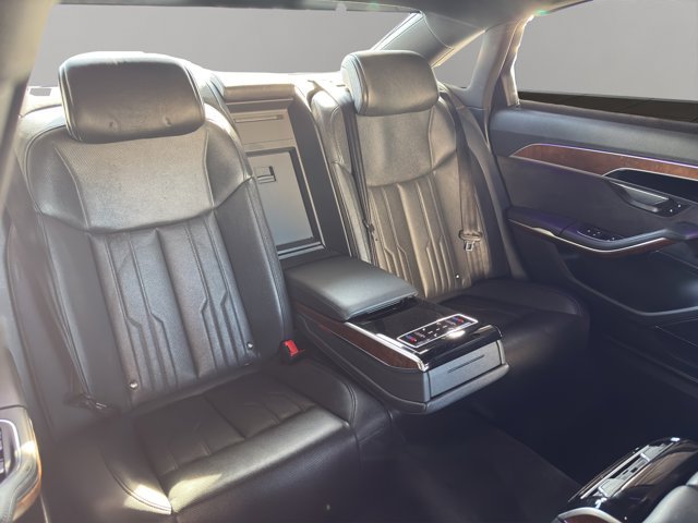 Used 2020 Black Audi  image 20