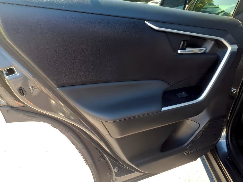 Used 2024 Magnetic Gray Metallic Toyota XLE Premium image 14