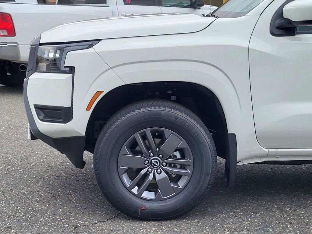 New 2026 Glacier White Nissan SV image 6
