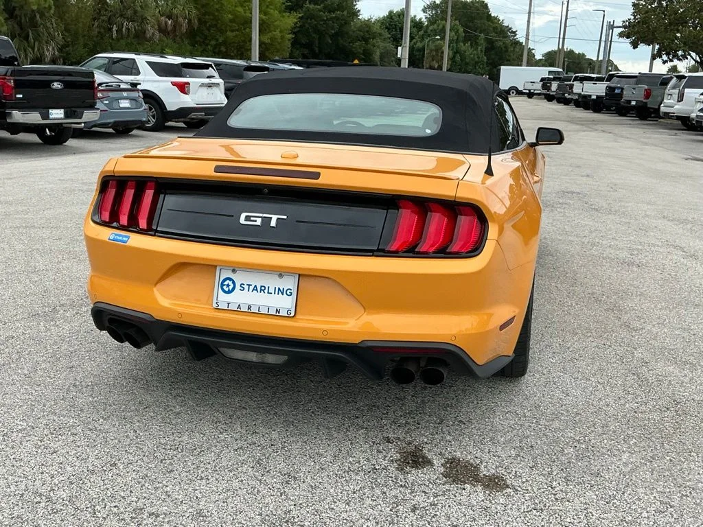 Used 2022  Ford GT Premium image 13