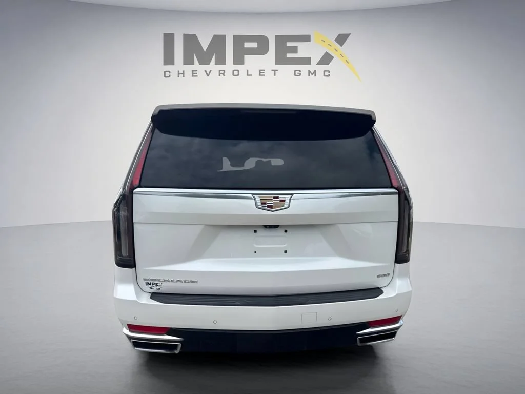 Used 2022 Crystal White Tricoat Cadillac Premium Luxury image 4