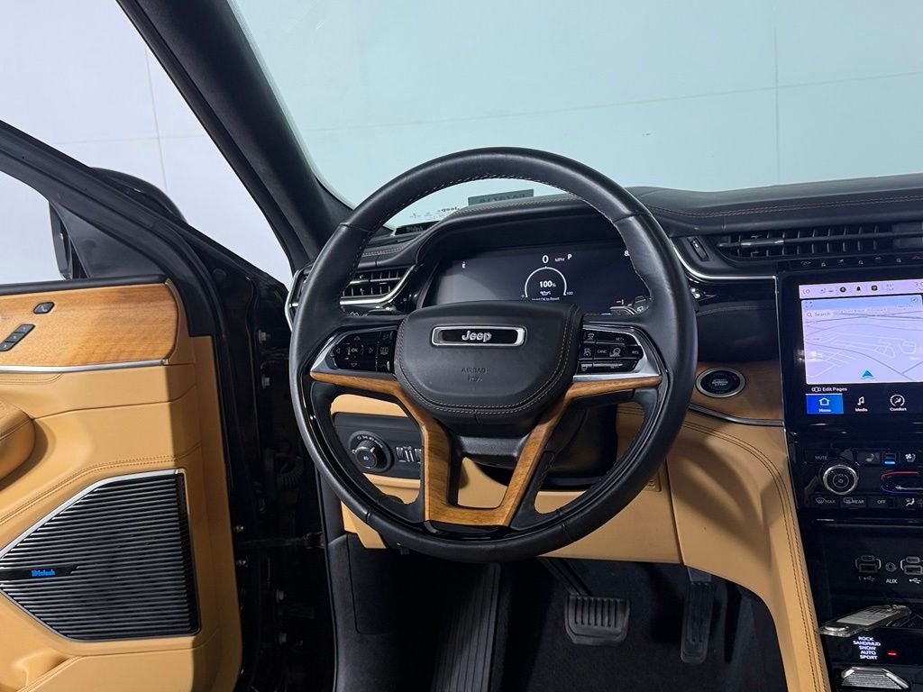 Used 2022 Black Jeep Summit Reserve image 16