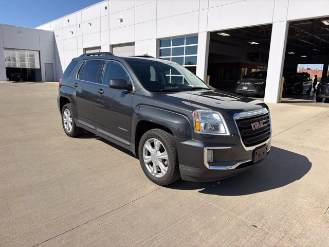 Used 2017 Gray GMC SLE-2 image 3