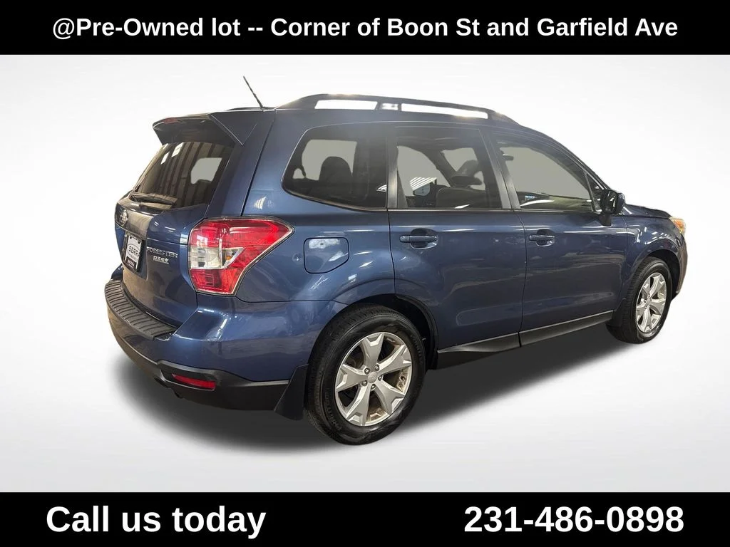 Used 2014 Blue Subaru 2.5i Limited image 5