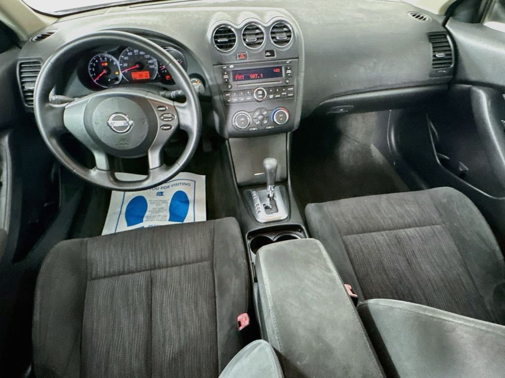 Used 2012 Brilliant Silver Metallic Nissan 2.5 S image 23