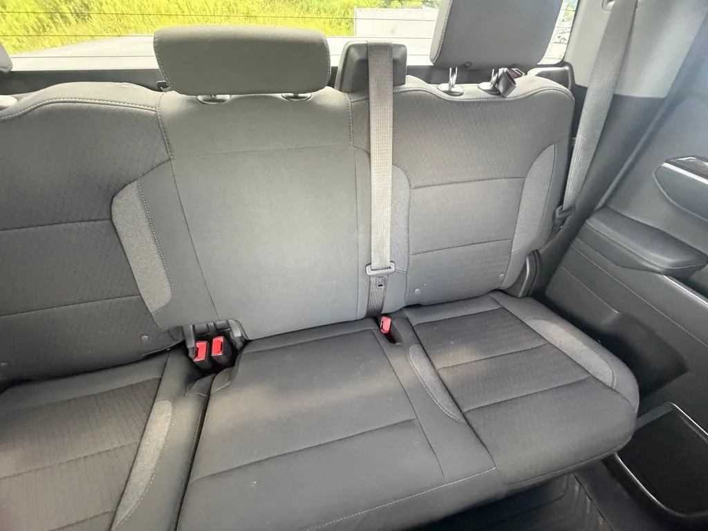 Used 2023 Onyx Black GMC Elevation image 15
