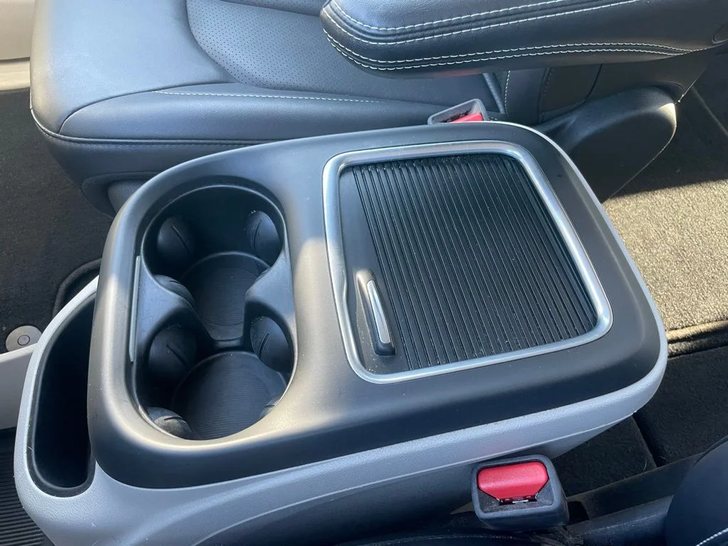 2024 Chrysler Pacifica Touring L - Photo 49