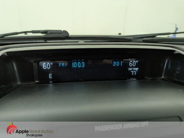 Used 2011 White Ford Limited image 17