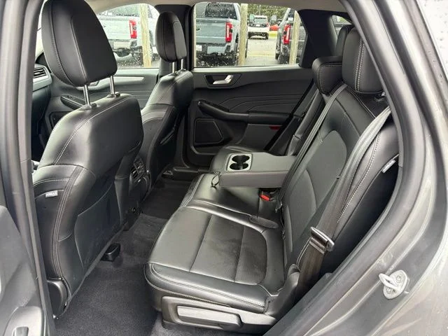 Used 2023 Carbonized Gray Metallic Ford Platinum image 11