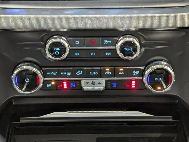 New 2026 Avalanche Ford F-250® Platinum® image 47