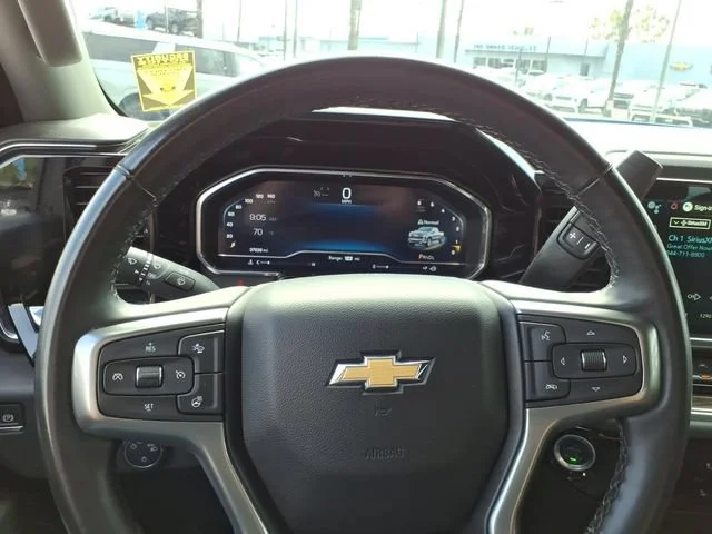 Used 2025 Riptide Blue Metallic Chevrolet LT image 19