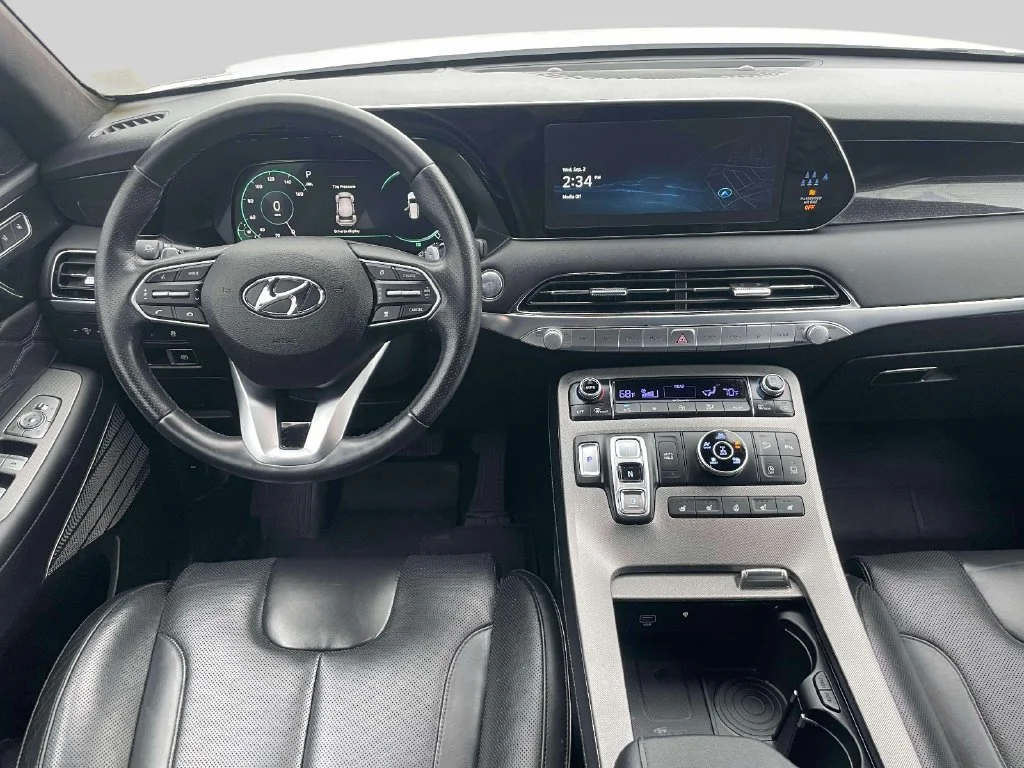 Certified Used 2022 White Hyundai Calligraphy image 14