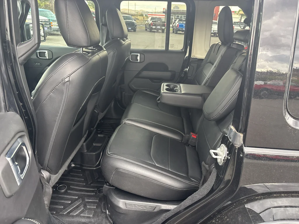 Used 2023 Black Clearcoat Jeep Sahara image 14