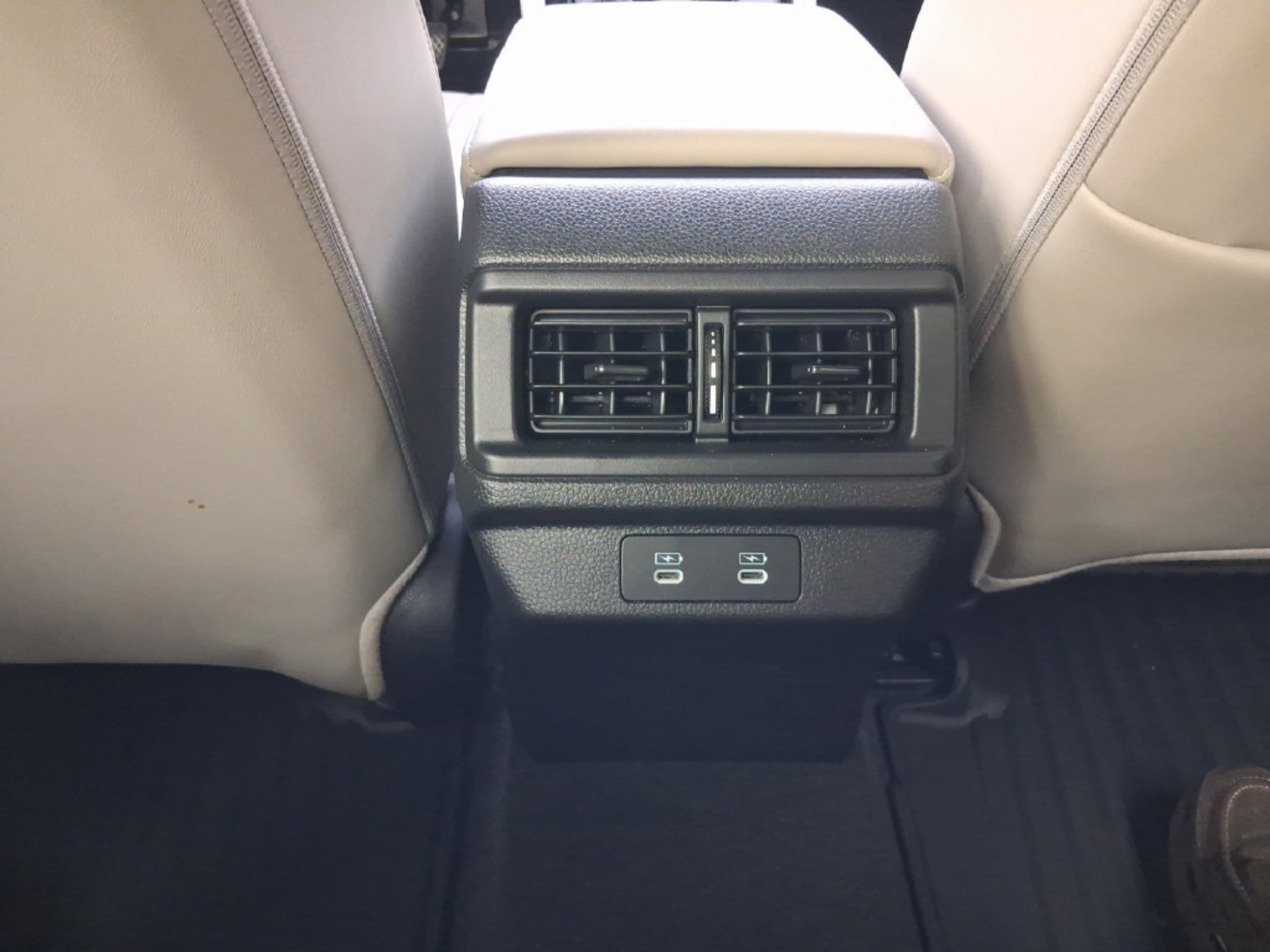 Used 2026 White Honda Touring image 23