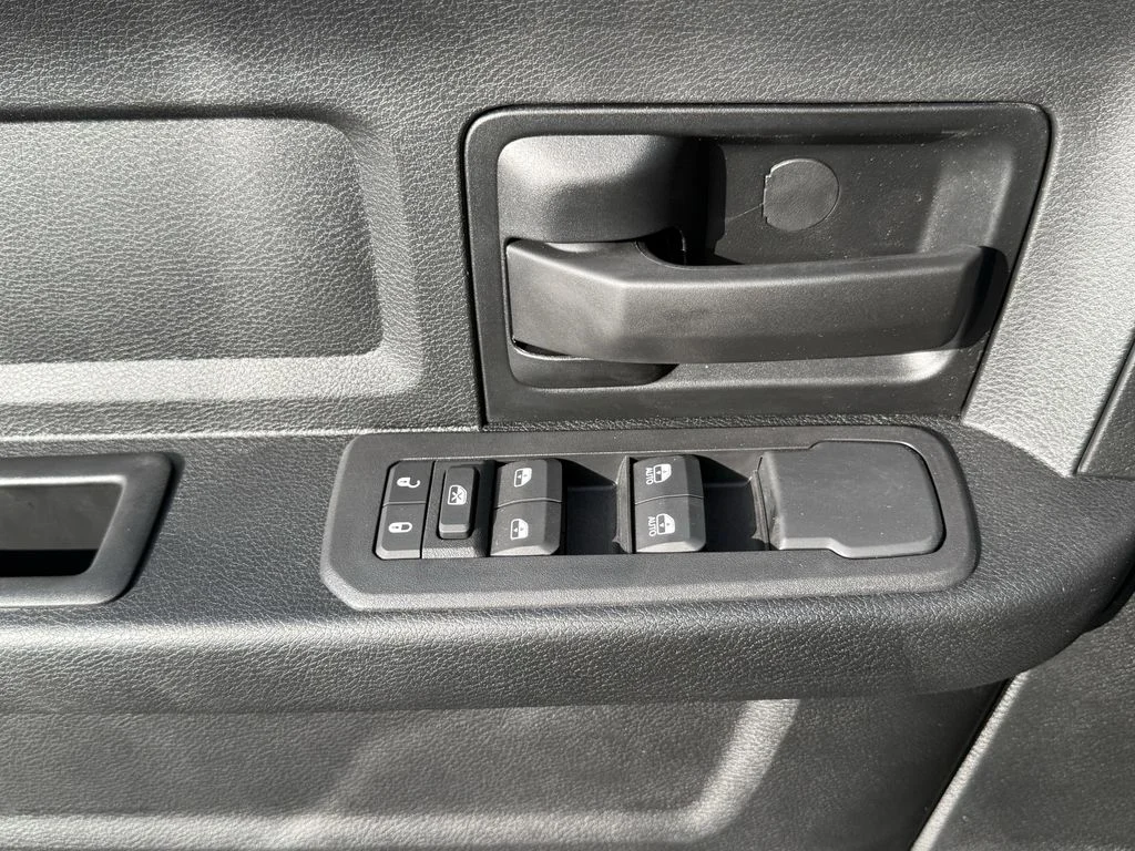 2026 RAM 3500 Tradesman - Photo 17